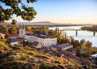 Flusskreuzfahrt Donau Panorama Esztergom