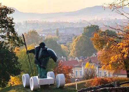 Skulptur an der Donau