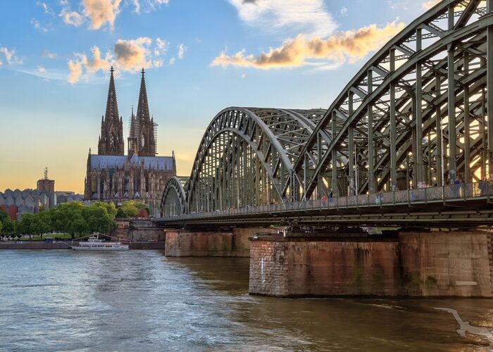 hohenzollernbrücke köln
