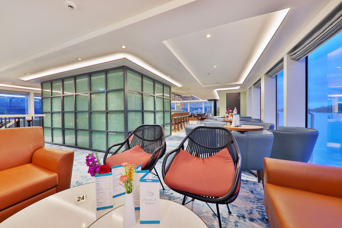 Flusskreuzfahrtschiff MS Amina Panoramalounge